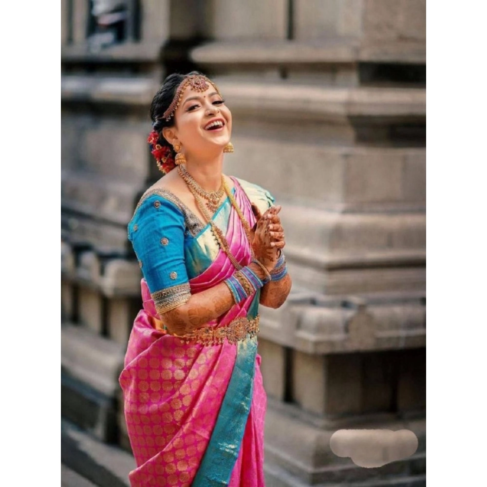 generic women's litchi silk printed saree with unstitched blouse (pink) generic women's litchi silk printed saree with unstitched blouse (pink)
