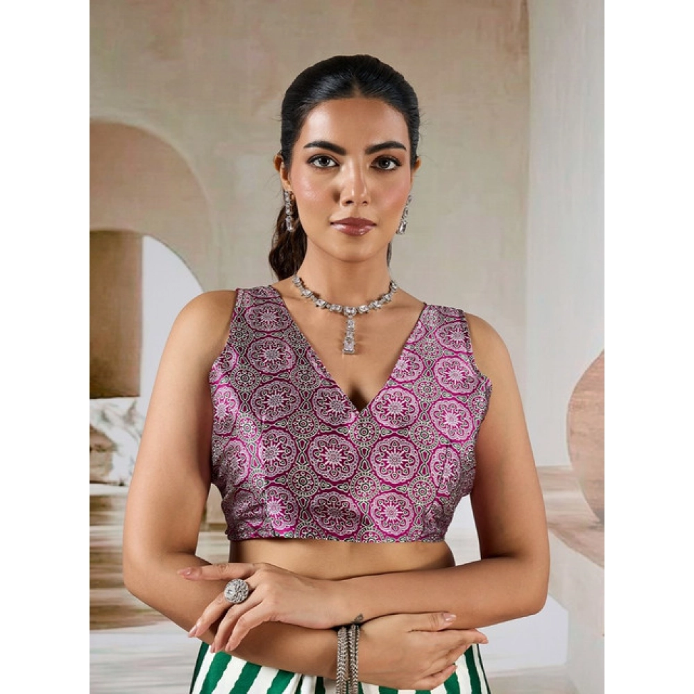 generic women's satin crepe printed saree with unstitched blouse 5.5mtr (green) generic women's satin crepe printed saree with unstitched blouse 5.5mtr (green)