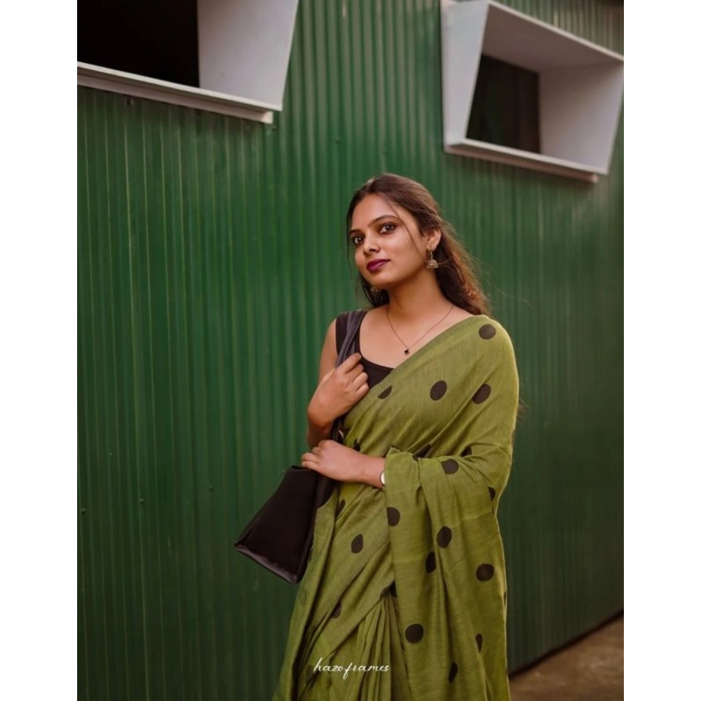 generic women's linen printed saree with unstitched blouse 5.5mtr (green) generic women's linen printed saree with unstitched blouse 5.5mtr (green)